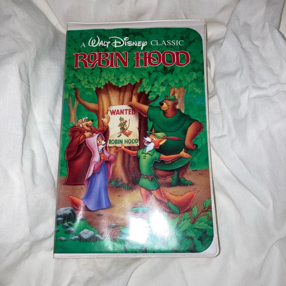 A Walt Disney Classic Robin Hood - Picture 2 of 13